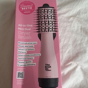 The Knot Dr. Pink Mini Oval Dryer Brush